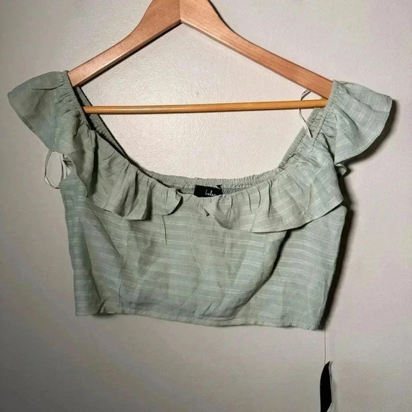 NWT LULUS SAGE GREEN PUFF SLEEVE CROPPED TOP L - Picture 2 of 5